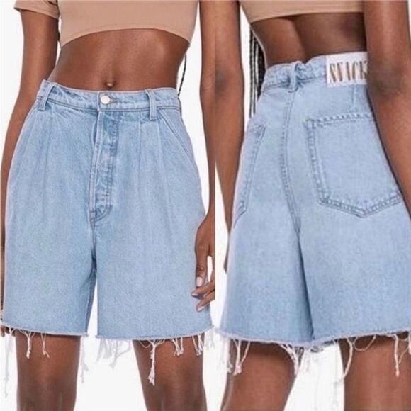 Mother Snacks The Pleated Fun Dip Jean Short size 25 NWT $218 - Picture 1 of 13